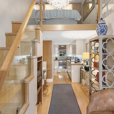 Stylish Studio In Kensington Лондон Экстерьер фото